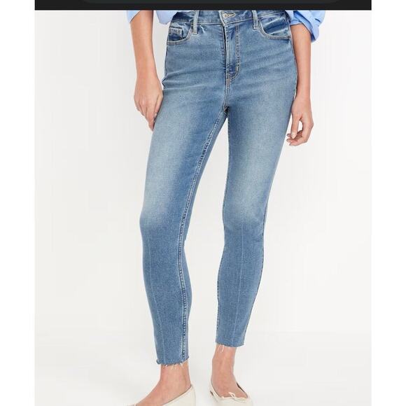 Old Navy Womens Blue Denim Rockstar Super Skinny Leg Jeans High Rise Size 10 T - Picture 1 of 5